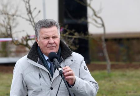 Slovesnost ob postavitvi Mobila na veter 27 Foto Ljubo Vukelič